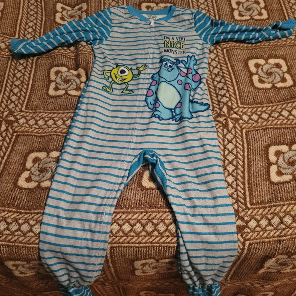 Toddler 5t monster inc onesi